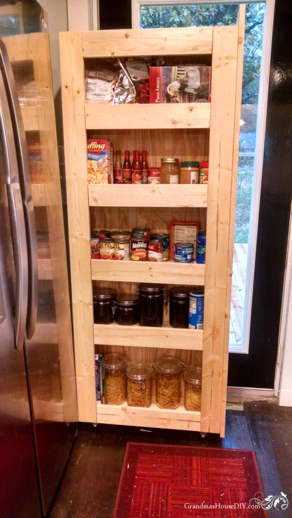 DIY instructions for building a rolling pantry