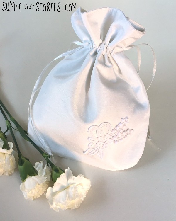 DIY bride's drawstring bag
