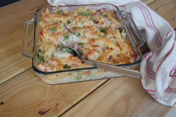 white sauce casserole recipe from Little Frugal Homestead